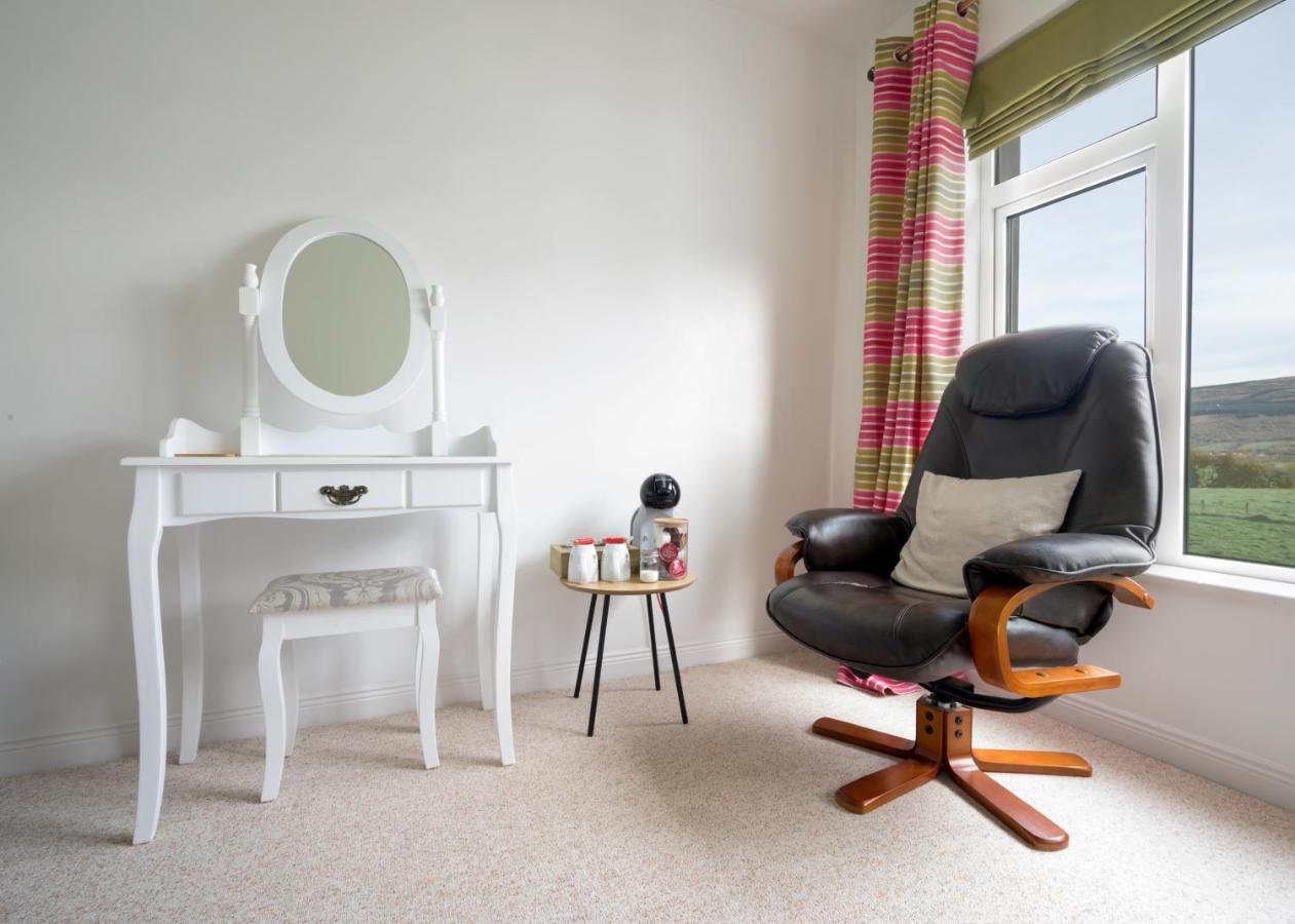 Willow House Bed & Breakfast And Orchard Studios Self Catering Limavady Dış mekan fotoğraf