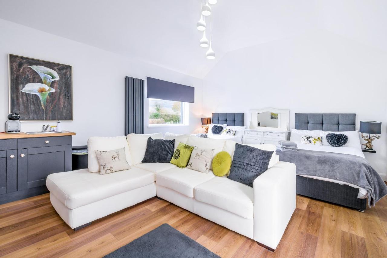 Willow House Bed & Breakfast And Orchard Studios Self Catering Limavady Dış mekan fotoğraf